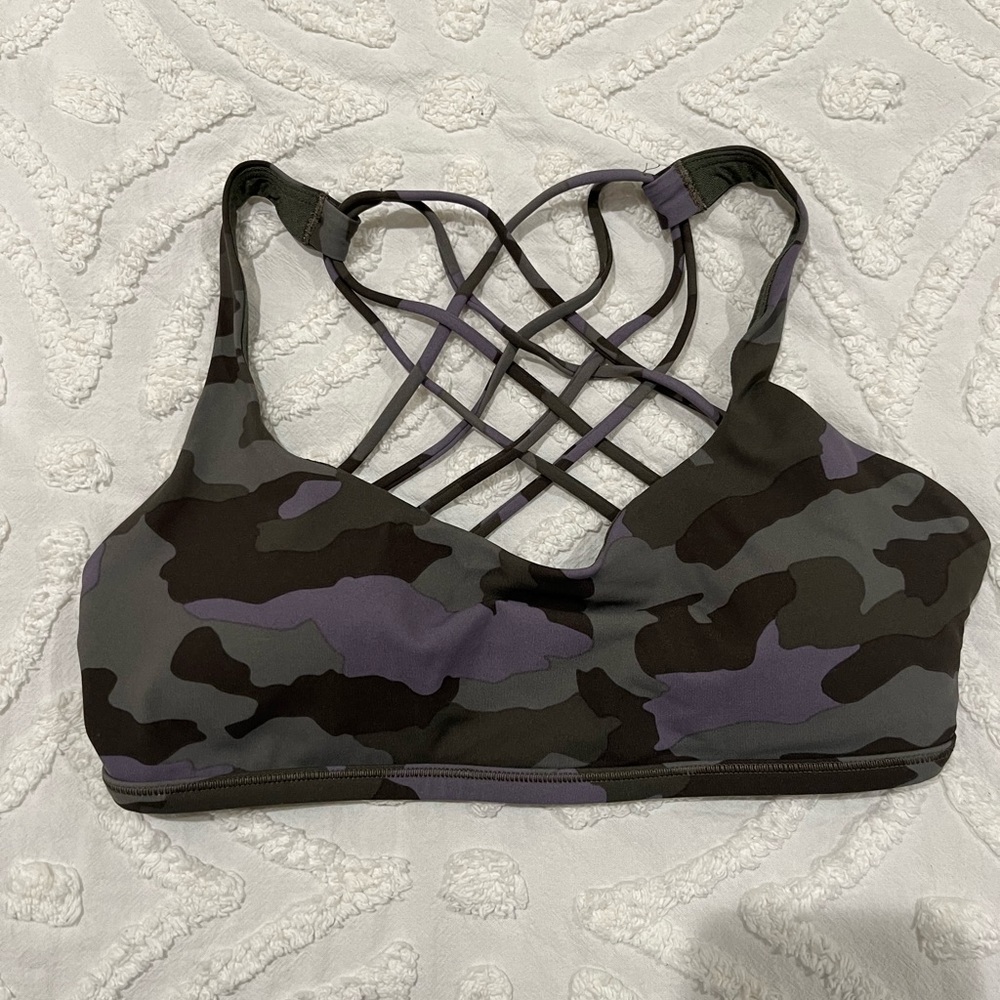 Lululemon sports bra.